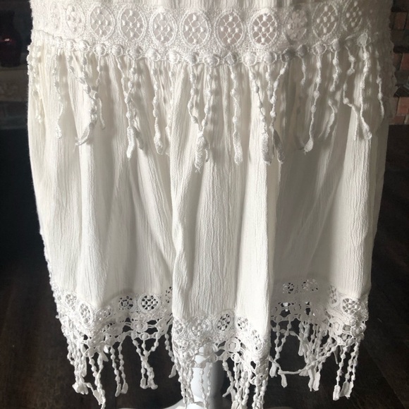 American Eagle Eyelet Dress - Picture 3 of 5